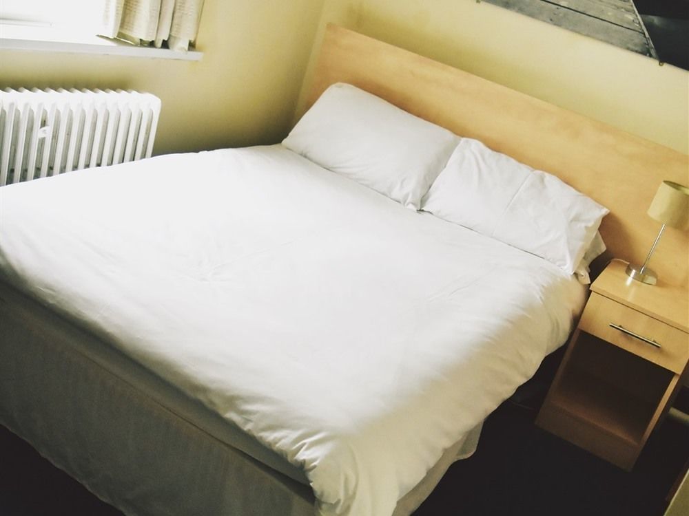 Snooze Hotel Корби Экстерьер фото