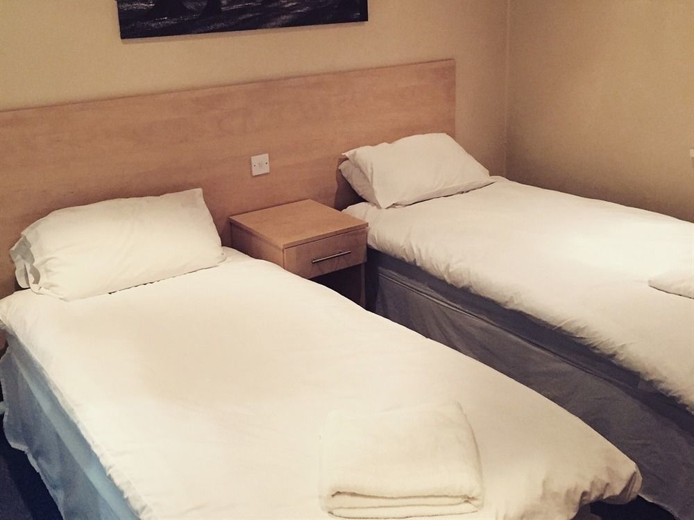 Snooze Hotel Корби Экстерьер фото